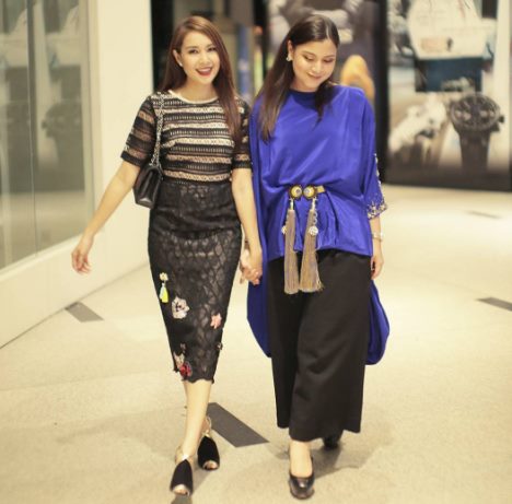 Intan Ladyana and Lisa Surihani wearing Melinda Looi’s pieces for Kuala Lumpur Fashion Week 2017 (KLFW).