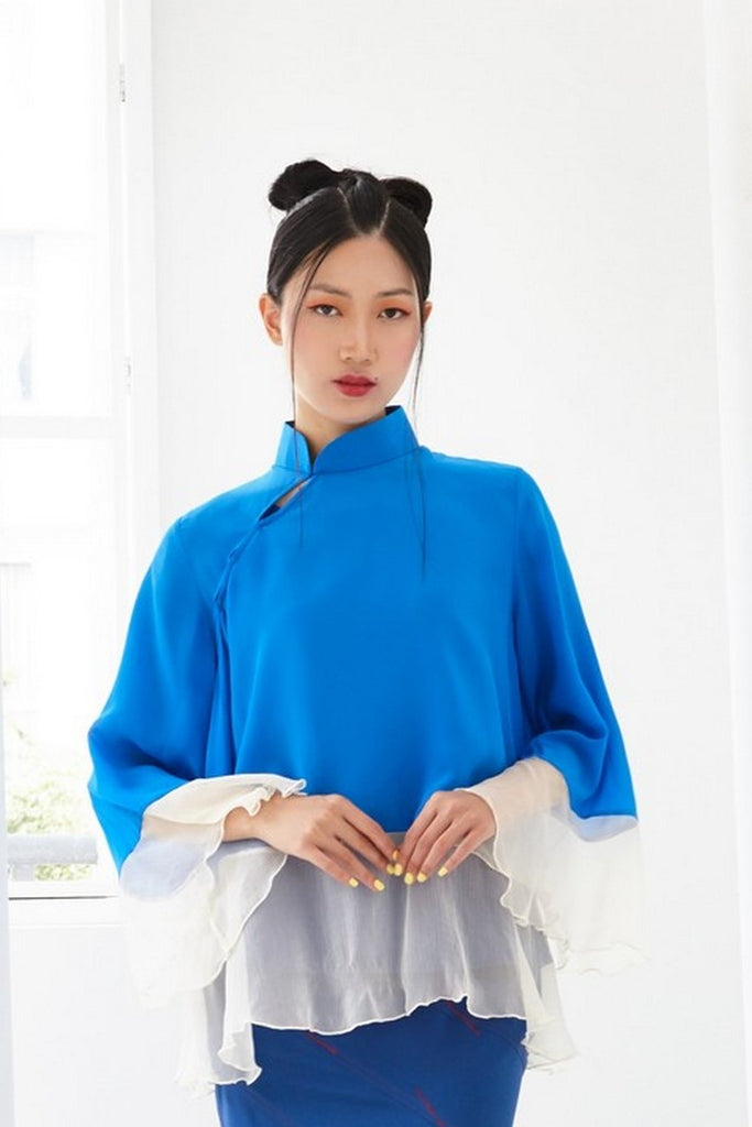 Pre-Order BLUE AND IVORY CHIFFON WITH BLUE SATIN SILK LOOSE FITTED OFF CENTERED MANDARIN COLLAR TOP WITH INNER BIAS CAMISOLE - BLUE